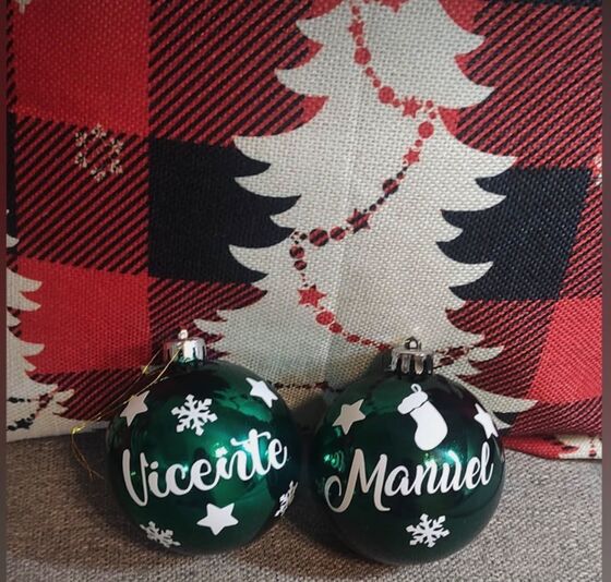Esferas navideñas con nombre en vinil